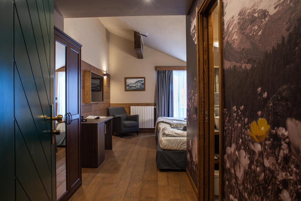Hotel De Champoluc Zewnętrze zdjęcie