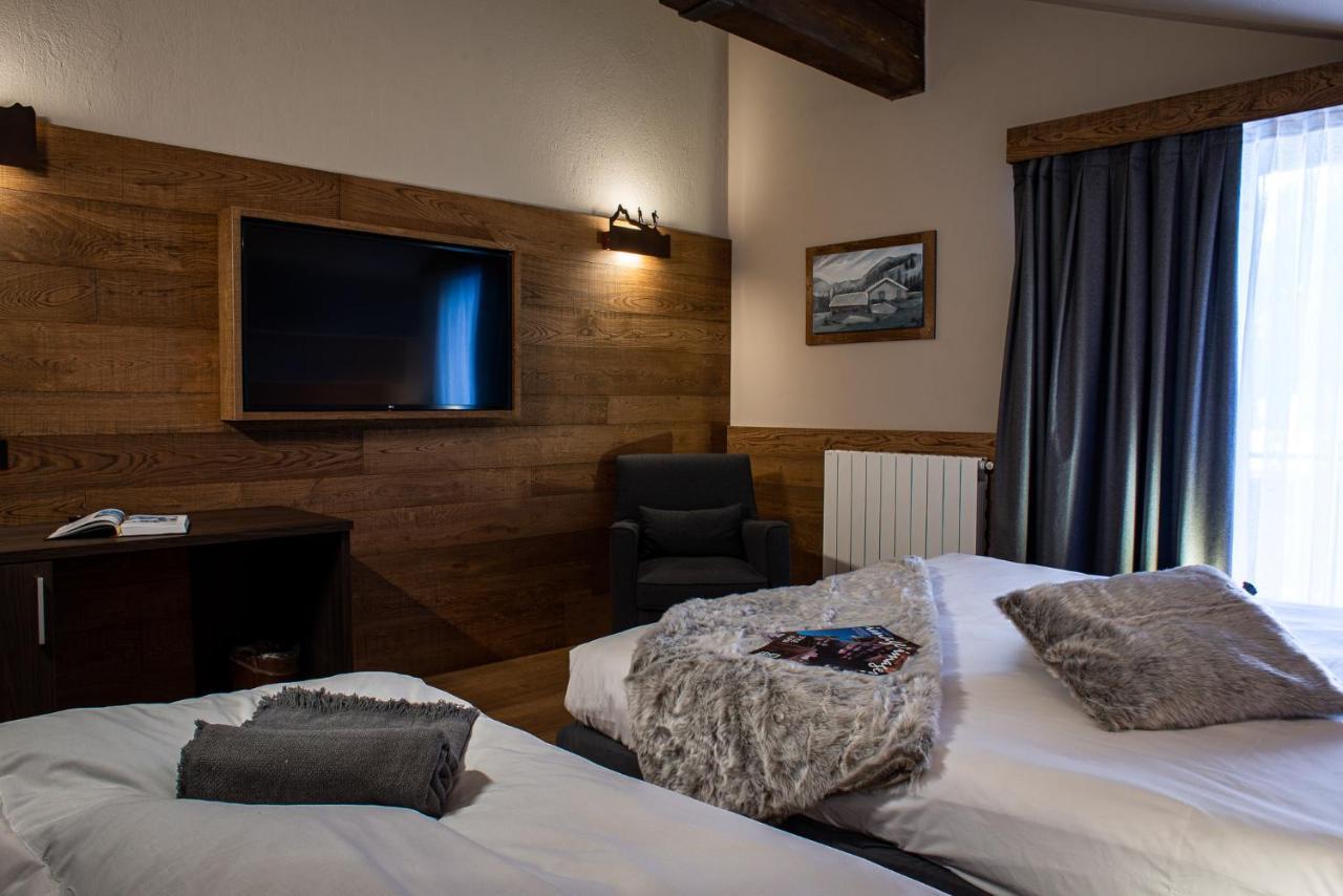 Hotel De Champoluc Zewnętrze zdjęcie