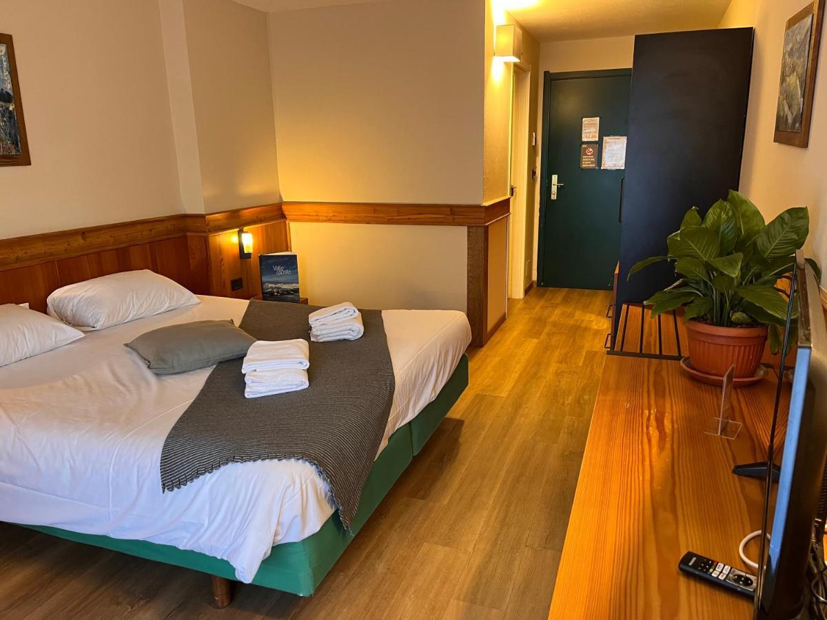 Hotel De Champoluc Zewnętrze zdjęcie