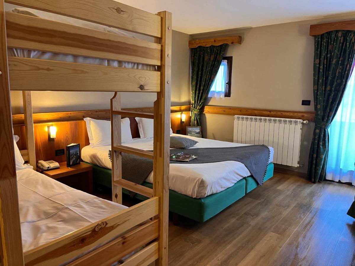 Hotel De Champoluc Zewnętrze zdjęcie