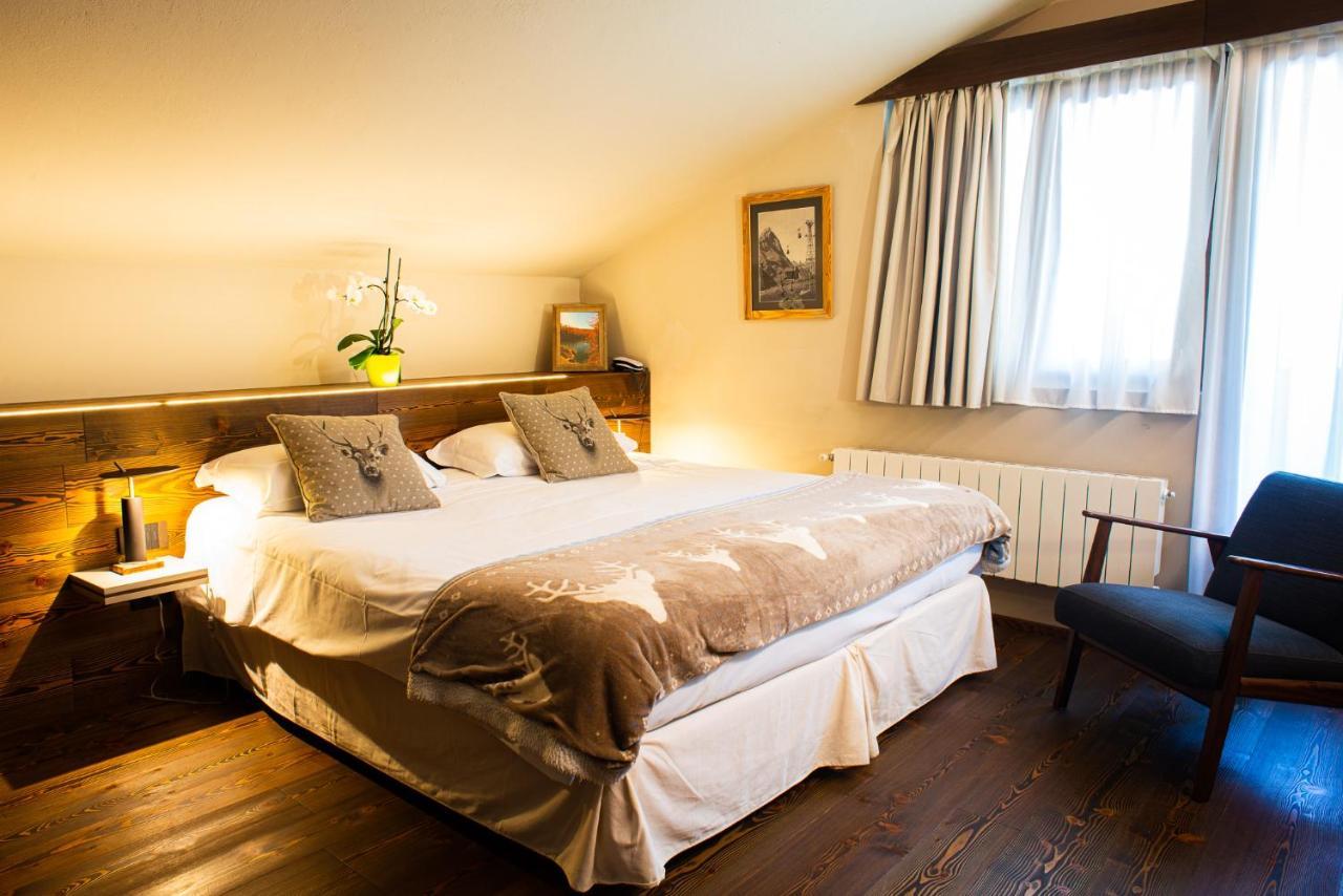 Hotel De Champoluc Zewnętrze zdjęcie