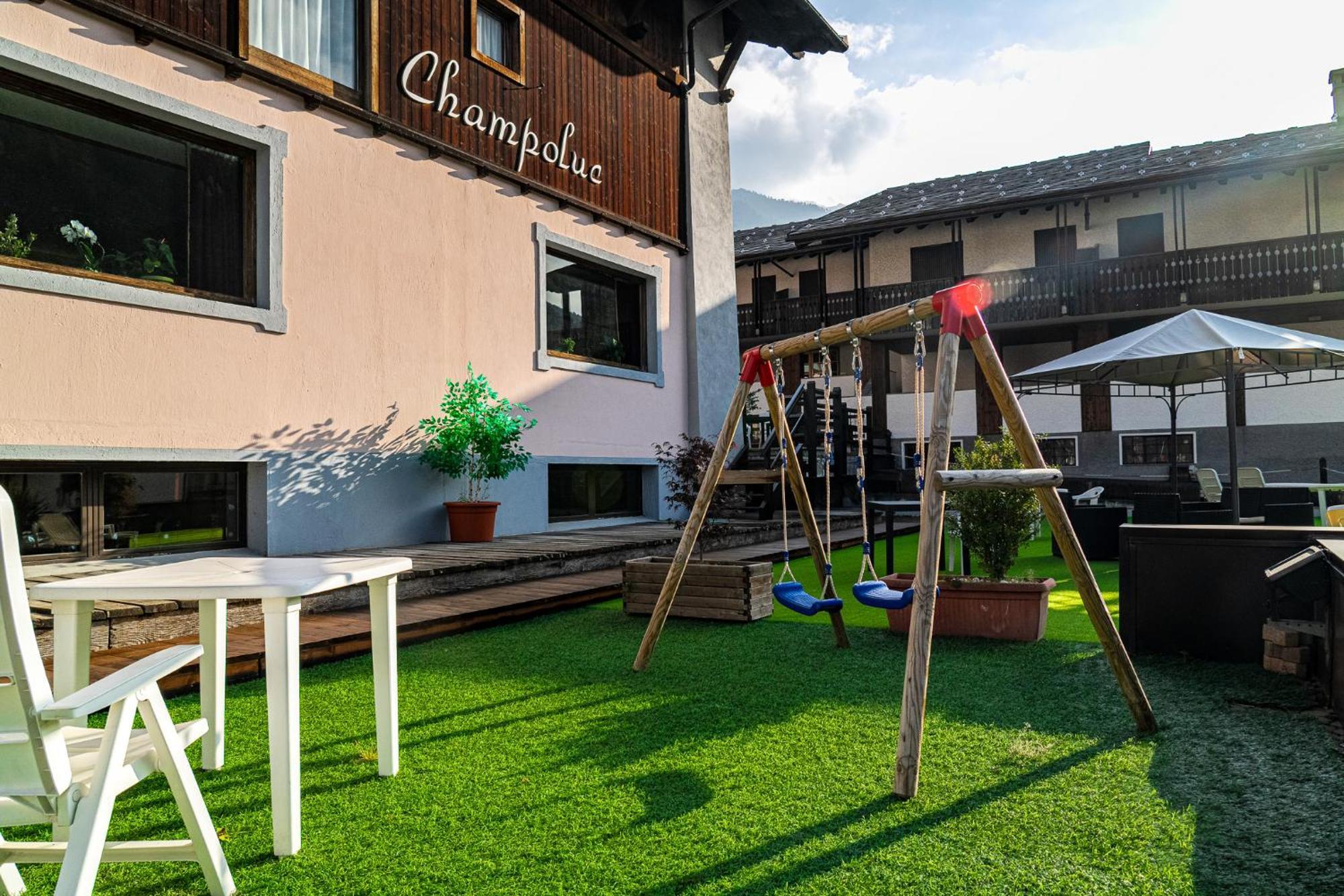 Hotel De Champoluc Zewnętrze zdjęcie
