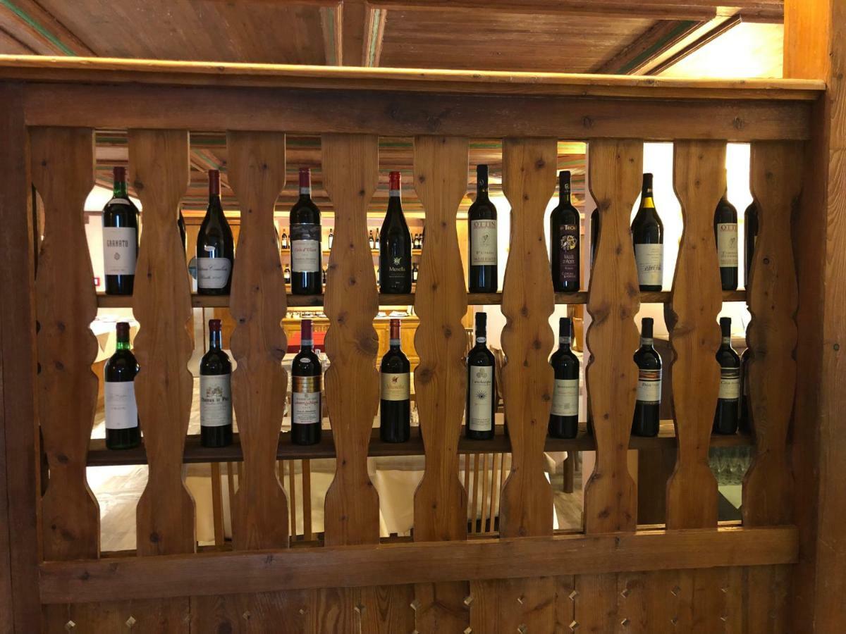 Hotel De Champoluc Zewnętrze zdjęcie